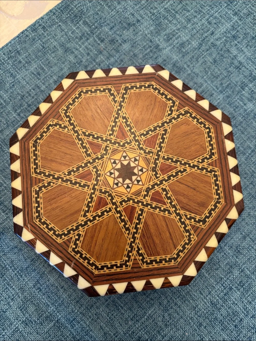 🟡 Miguel Laguna Vintage Handcrafted Octagonal Inlay Wood Jewelry Box Taracea
